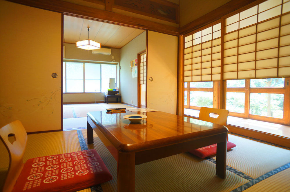 Hotel Takaosou Yufu Exterior foto